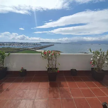 Gran Terraza Sobre El Mar En Casco Urbano Vilanova וילאנואבה דה ארוסה